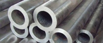 در هر یک از دسته های درزدار و بدون درز لوله های همچون: